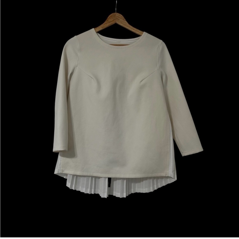 Lululemon Athletica White Pleated Back Blouse - Picture 3 of 12